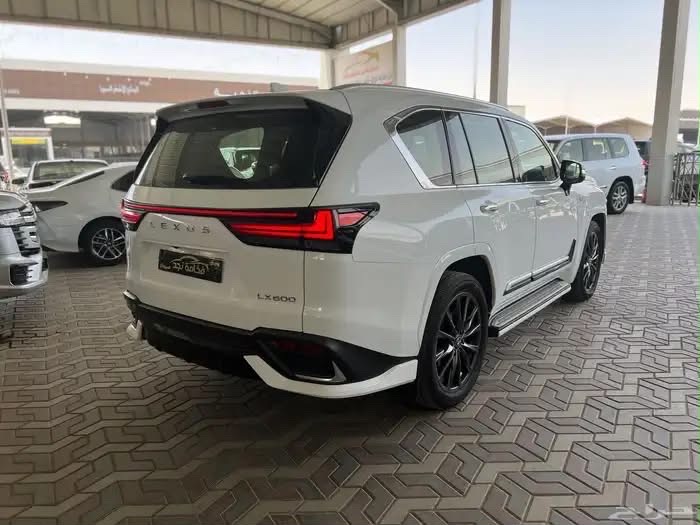 لكزس إل إكس LX600 إف سبورت